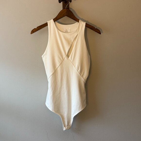 Live in the Moment Tops - Live in the Moment White High Scoop Neck Sleeveless Cutout Tank Top Bodysuit SM